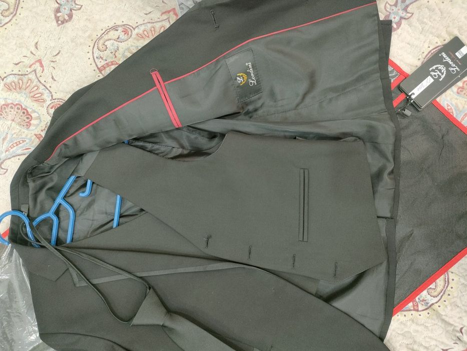 Костюм и жакетик