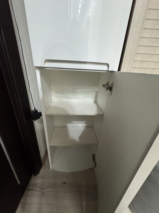 Шкаф в ванную комнату