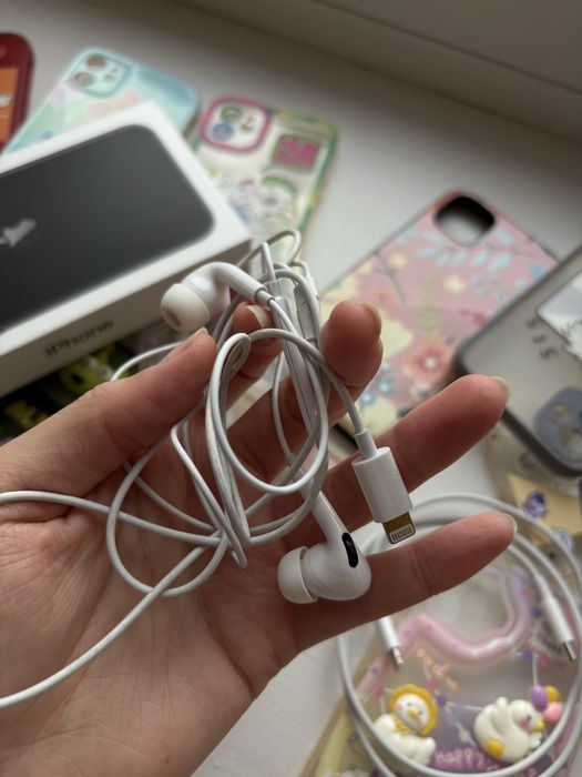 Айфон 11 с гарантией