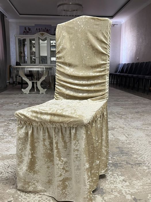 Орындык сатылады, 8000 чехолымен бирге