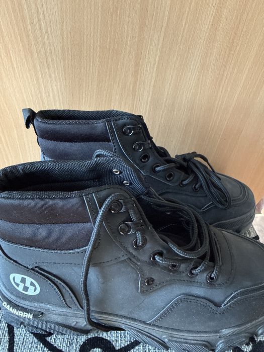 Продам, новые, размер 41