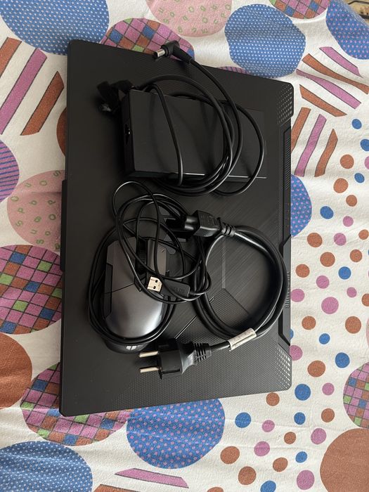 Продам ПС5+Моник 200гц+2 геймада+игры+Ноутбук