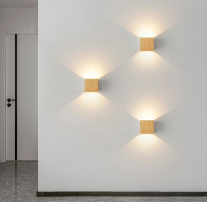 Aplica lampa metalica exterior interior auriu 6W NOU