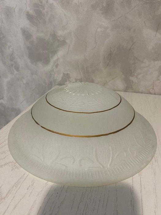 Плафоны круглые продам