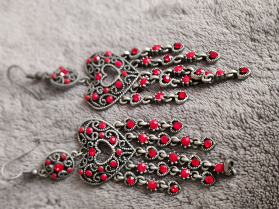 Украшения вечерние