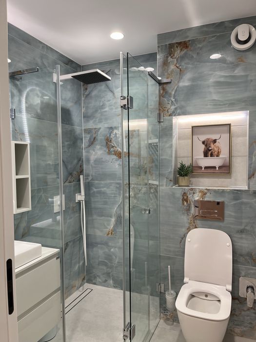 Дава се под наем Двустаен апартамент в к.к. Св.Св. Константин и Елена - 65 кв.м за 1200 € - Снимка #19