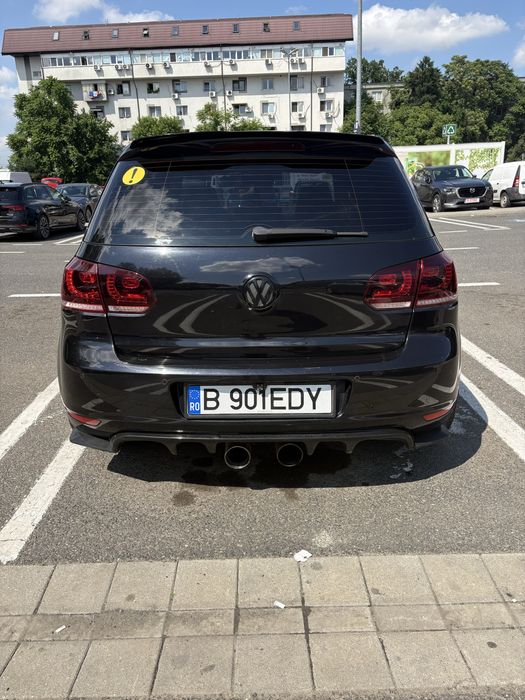 VOLKSWAGEN Golf 2009