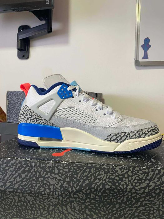 Adidasi Jordan Spizike