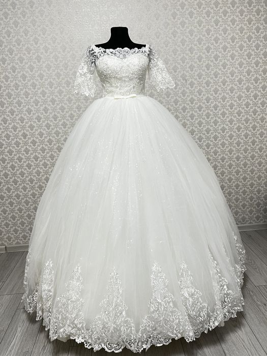 Продам новые свадебные платья