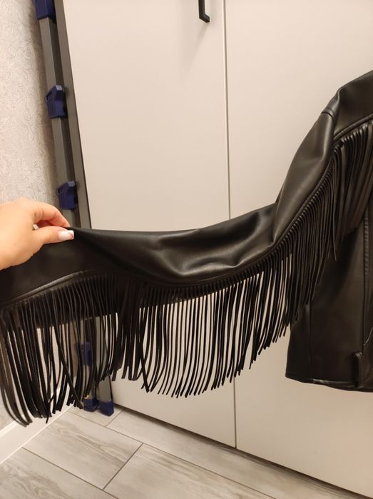 Продам шикарную куртку lime