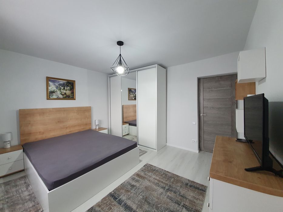 Apartament de inchiriat 2 camere decomandat Manastur/Mehedinti/parcare
