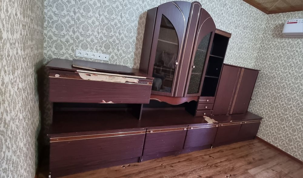 Srochna sotiladi Stinka