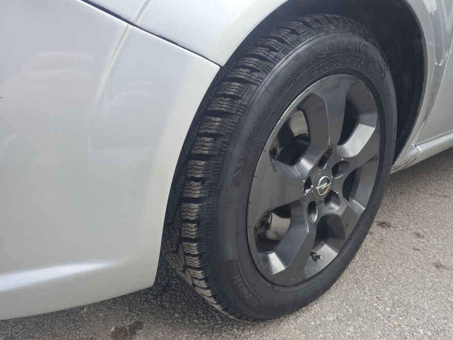 Продавам Опел Зафира 1.9 120