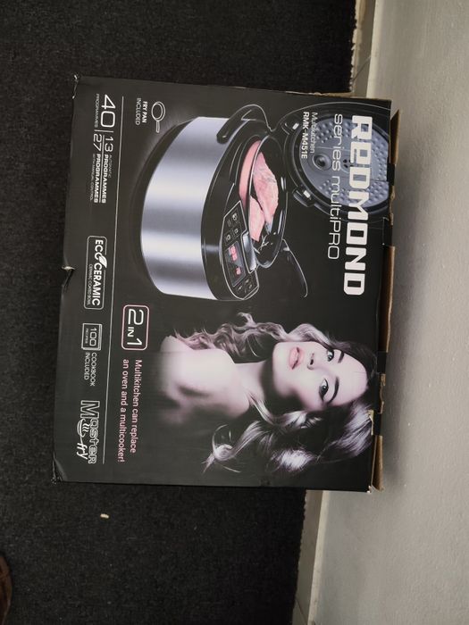 Multikitchen REDMOND RMK-M451E, 1000W, 5l, 40 programe, Negru