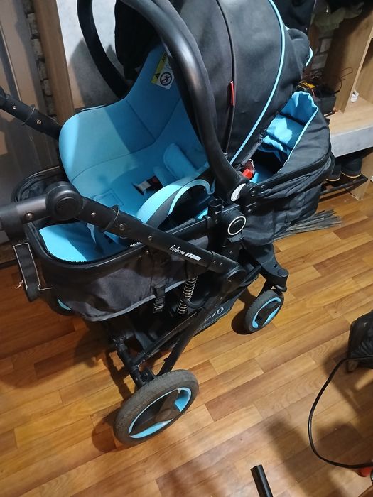 Продам коляску недорого