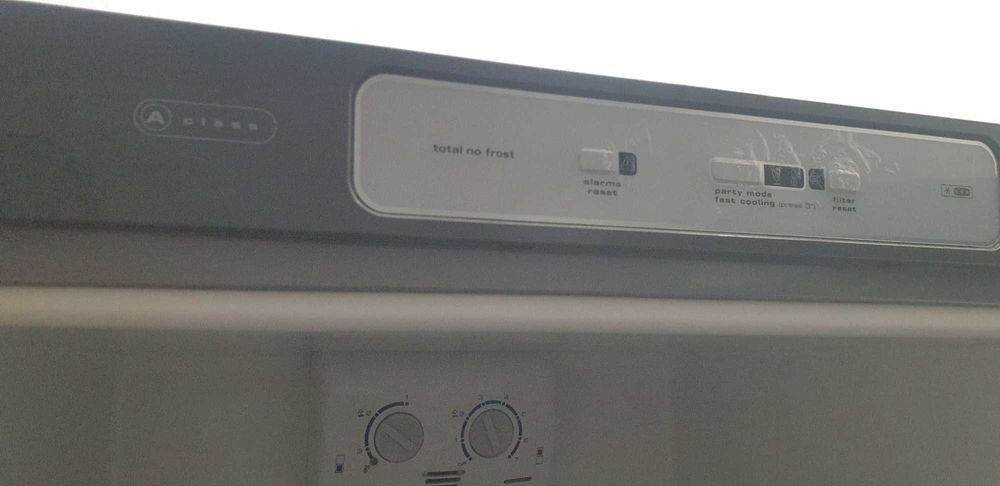 Frigider Wirlpool Total No Frost