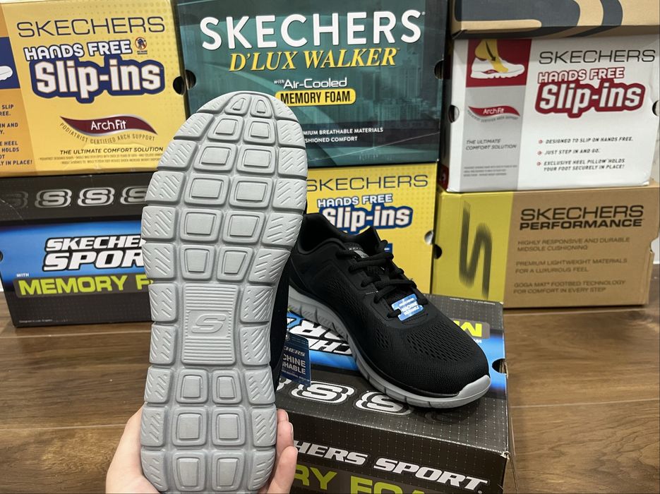 Оригинальные кроссовки от Skechers
