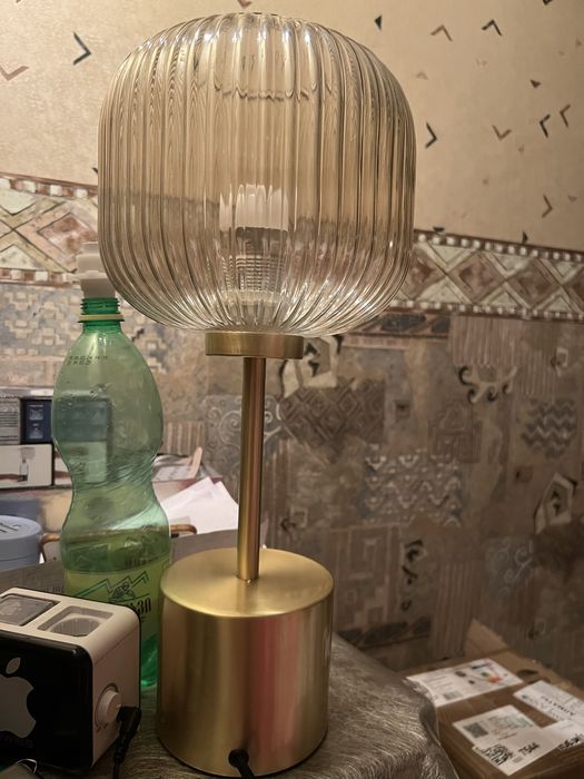 Прикроватная лампа STLUCE