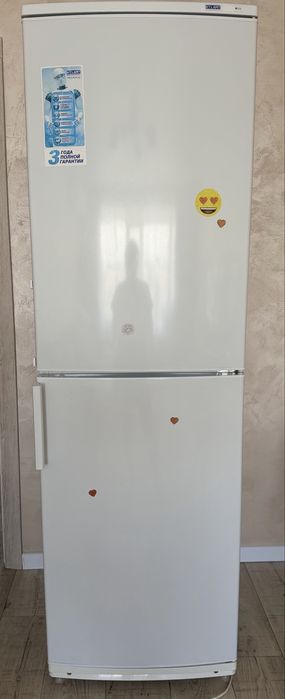 Продам холодильник