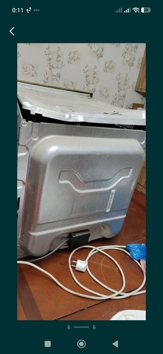 Продам встраиваемый духовой шкаф Ariston