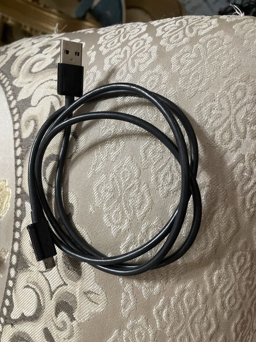 Зарядки для мобильных телефонов