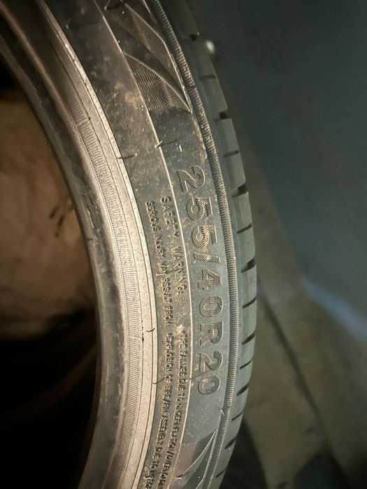 Резина 255?*40*?20 пара