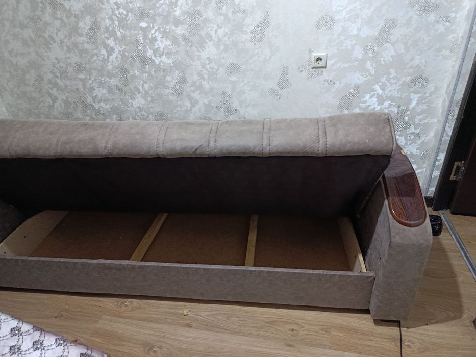 Диван кресло 1 млн 500 срочно продам