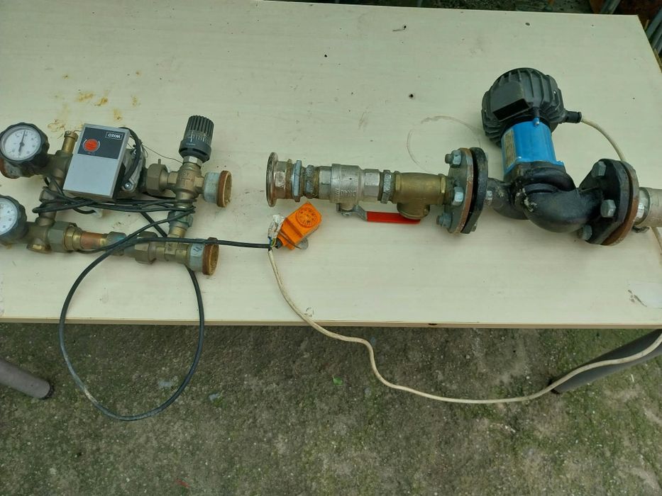Grup pompare încălzire cu pompă IMP Pumps + Wilo DN40 – complet