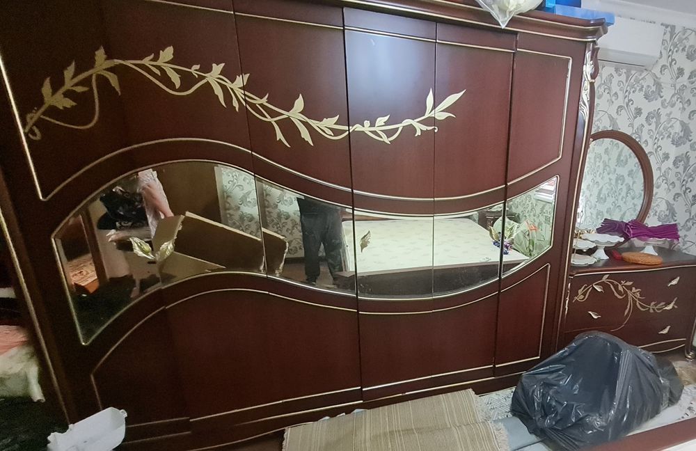 Спальный гарнитур