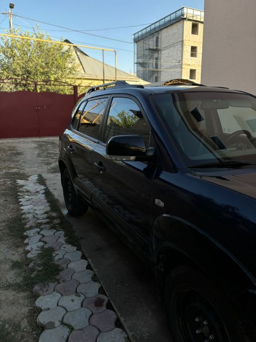 Hyundai Tucson  продается машина СРОЧНО