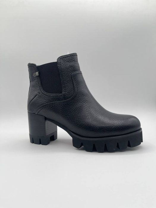 Полусапожки из натуральной кожи, распродажа