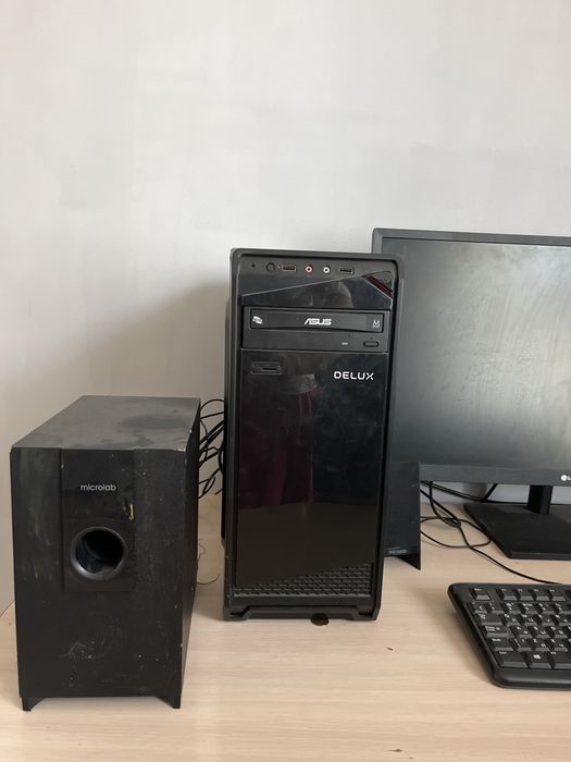 Компьютер новый но бір жеры жасмай тұр