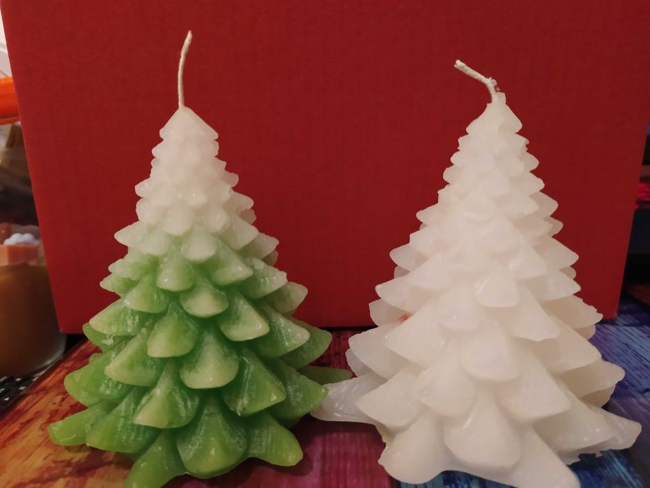 Ръчно изработени свещи - елхичка гр. София Борово • OLX.bg