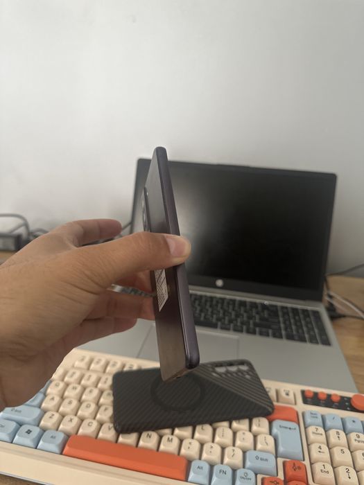 Samsung S21FE sotiladi