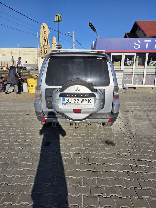 Mitsubishi Pajero Autoutilitara