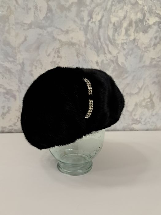 Продам шапку норковую