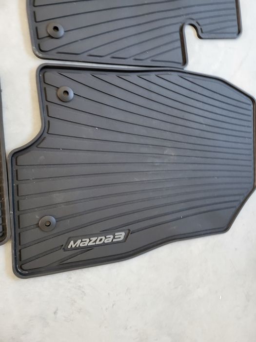 Гумиени Стелки Mazda 3