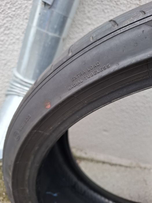 Vând anvelope vara Pirelli