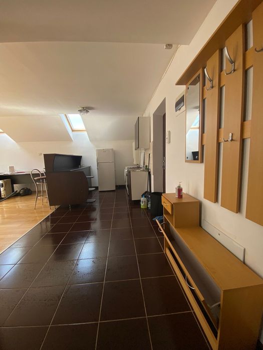 De închiriat apartament 48 mp, etaj II/M, zona Schit