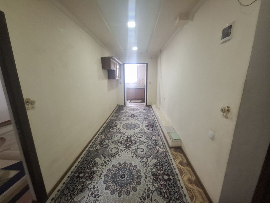 Arenda kvartira Yashnabod tumani Olmos metro oldida 2xona  oilaga beri