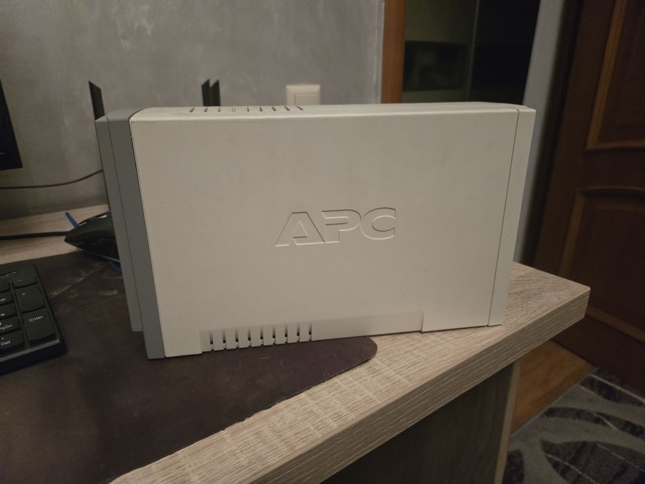 ИБП Back-UPS CS 650