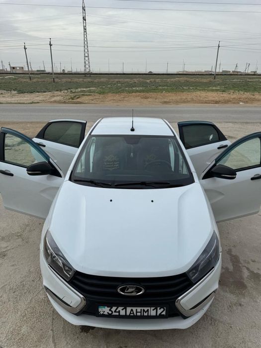 Лада Веста 2020