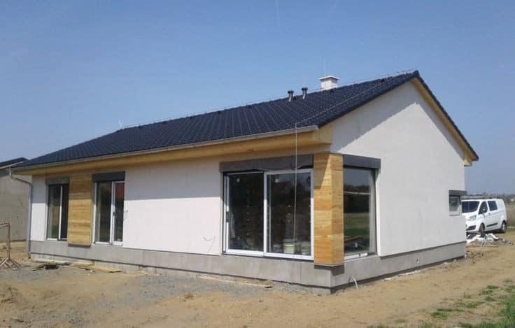 Realizam case din panouri la rosu sau la cheie