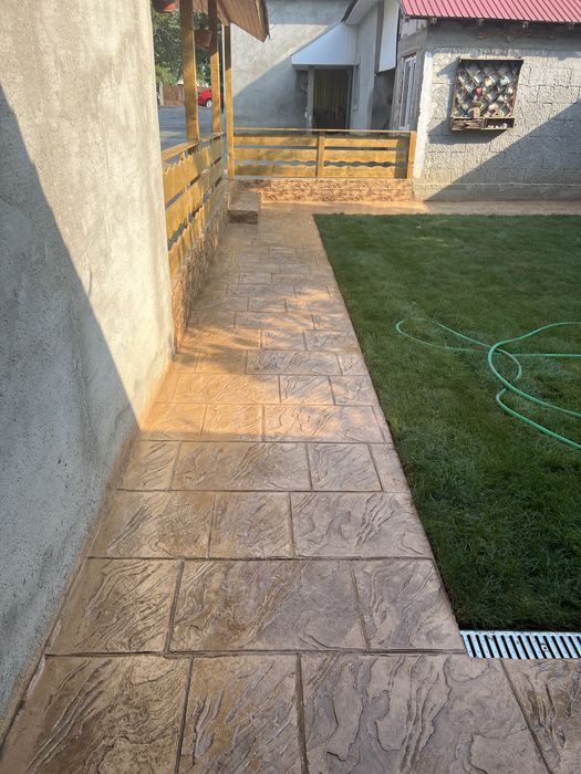Beton amprentat si vertical