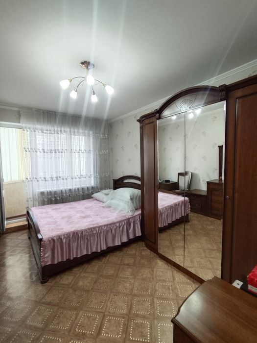 Продается 2комн квартира на 8 мкр
