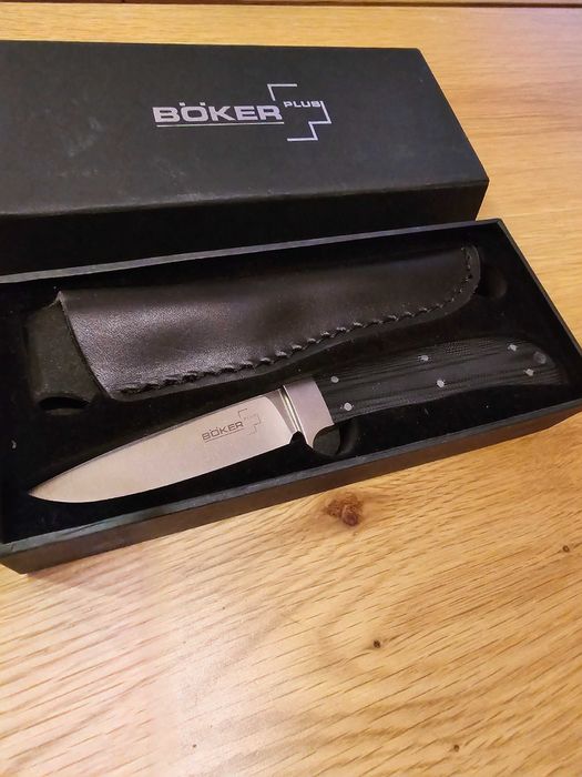 Ножове, колекция