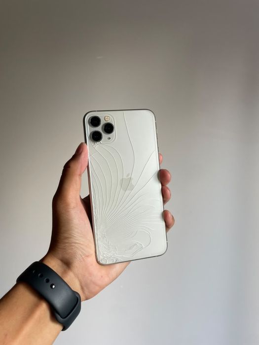 Продам iPhone 11 Pro Max 64GB