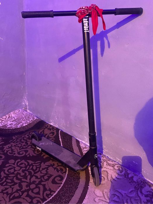 Трюковой самокат limit