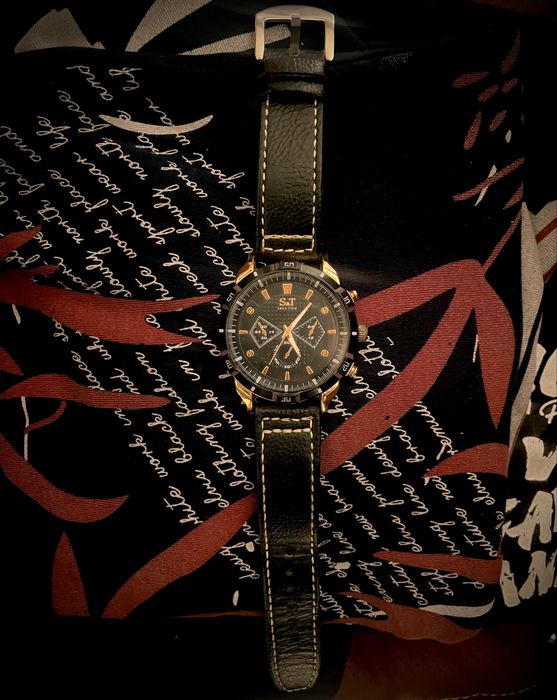 Часовник S&T оргинален