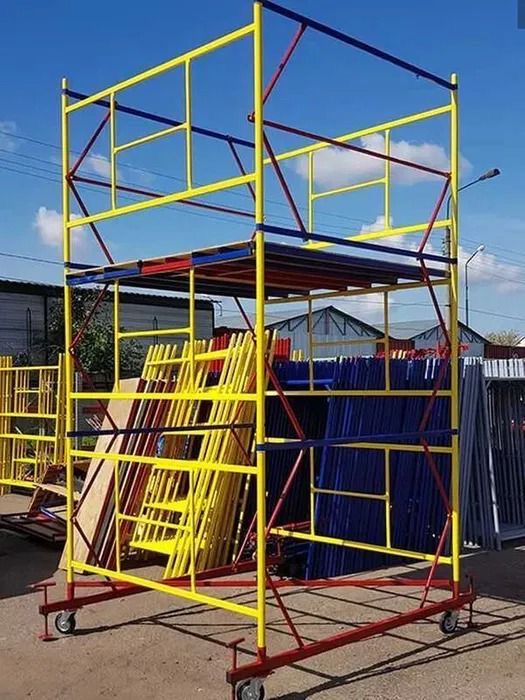 Леса строительные на колесах!